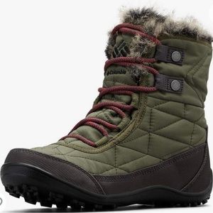 Columbia women’s mink shorty III boots